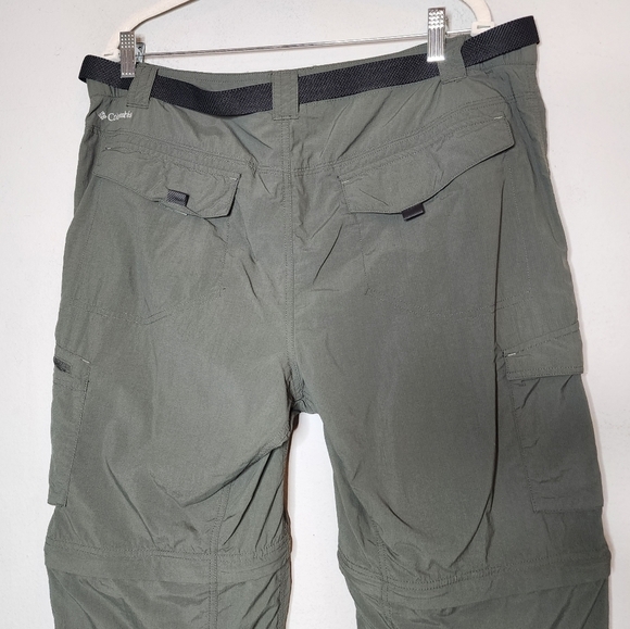 Columbia Green Convertible hiking pants. 2 belts. Zip off legs. Men's size 38x30 - Picture 12 of 16